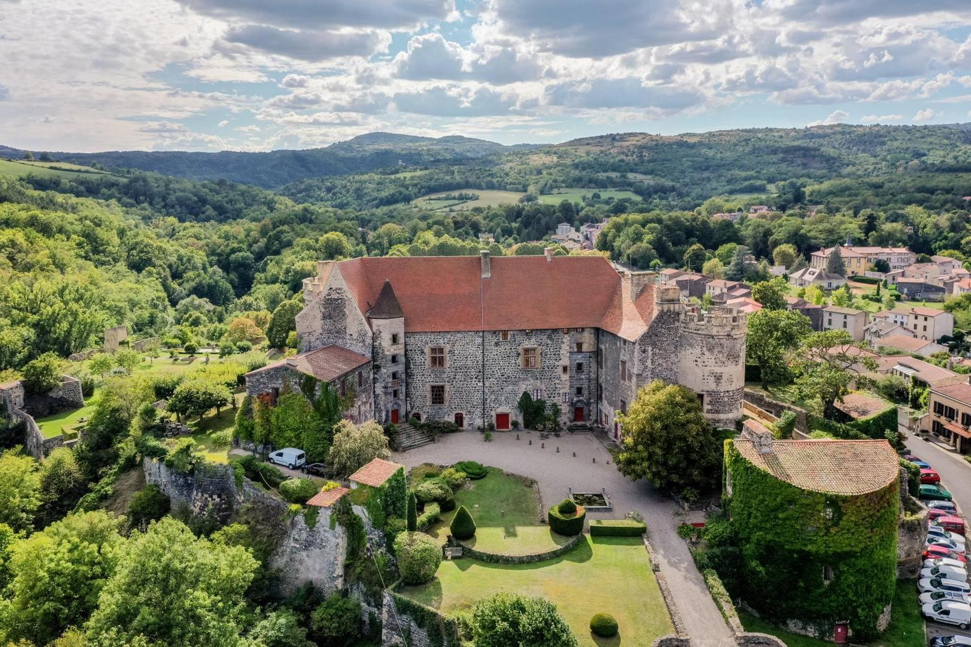 Chateau Royal De Saint-Saturnin Eksteriør billede