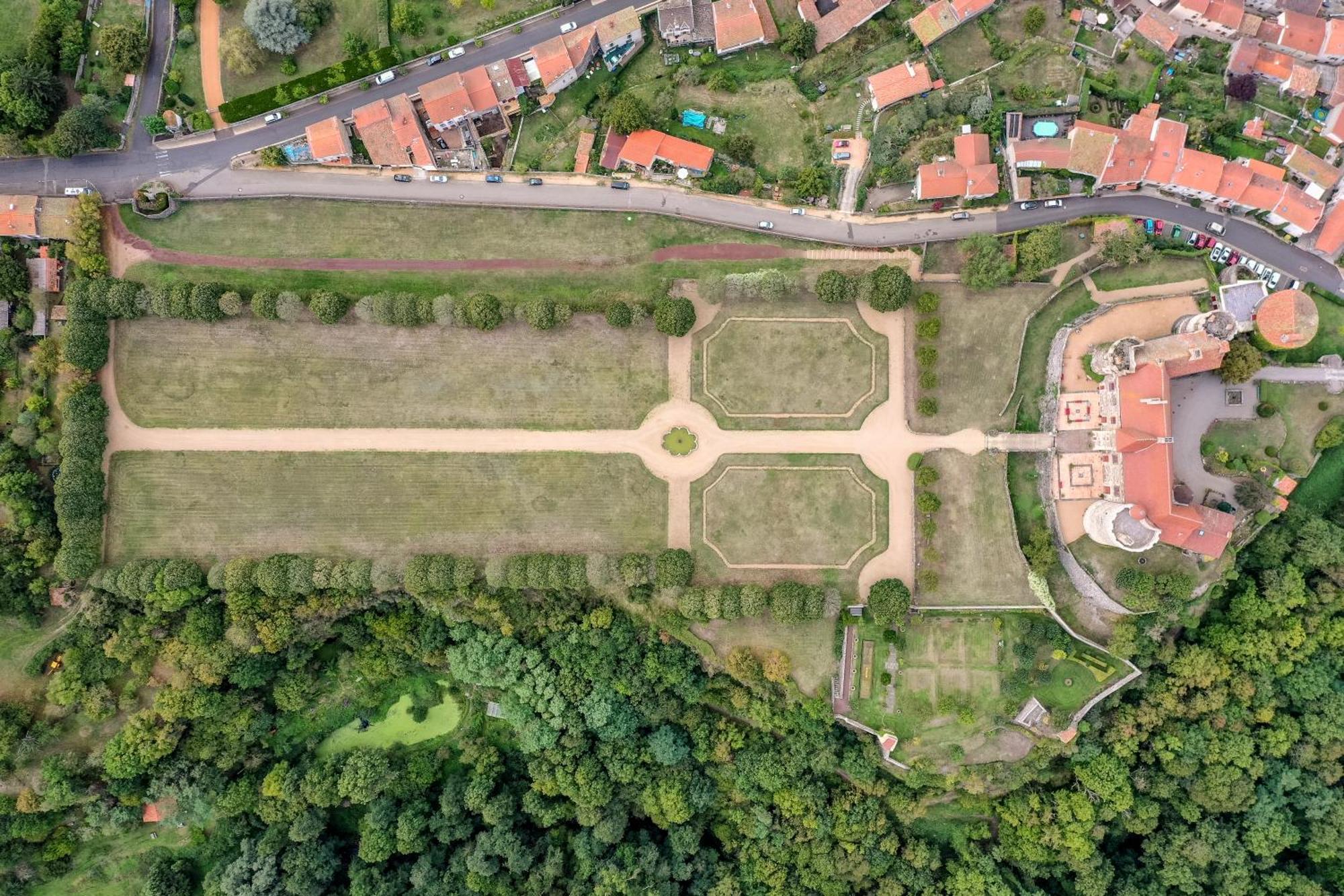 Chateau Royal De Saint-Saturnin Eksteriør billede
