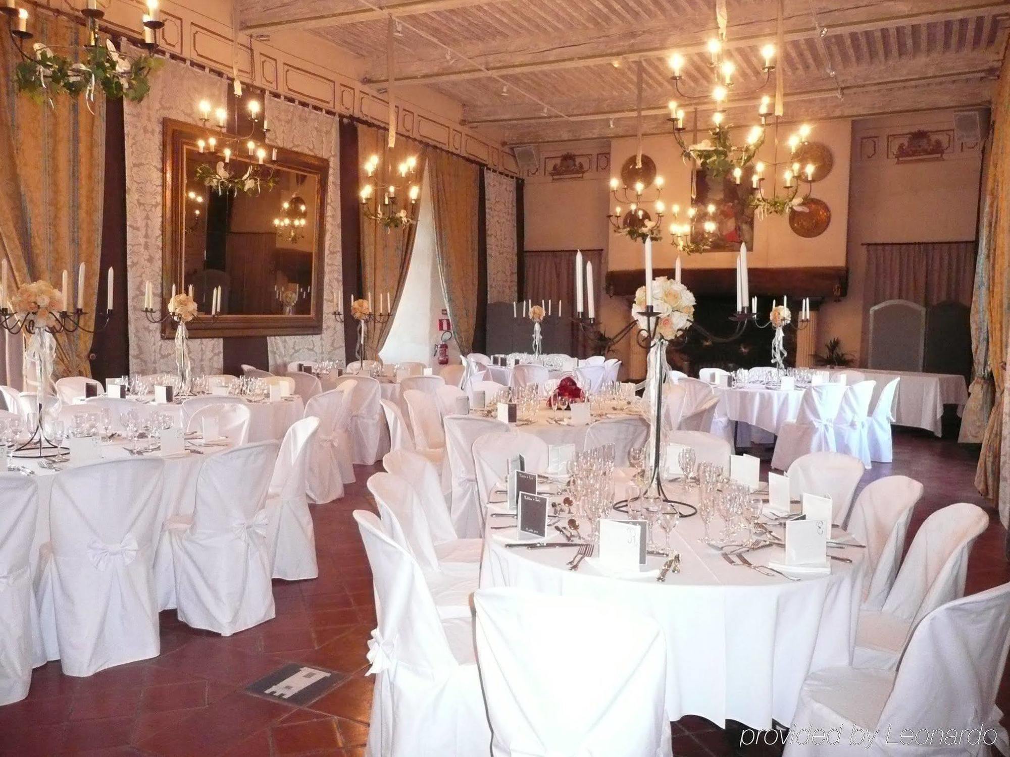 Chateau Royal De Saint-Saturnin Restaurant billede